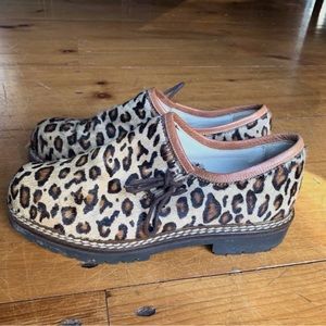 Haus Belur leopard oxfords